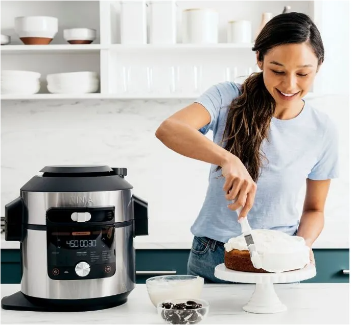 51090 - Ninja OL501 Foodi 6.5 Qt. 14-in-1 Pressure Cooker Steam Fryer with SmartLid USA